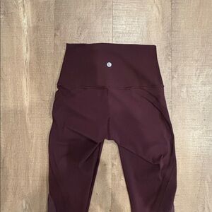 Lululemon 7/8 mesh design maroon burgundy leggings